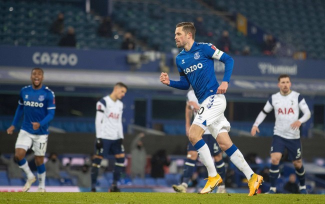 经常成为恐 经常成为恐